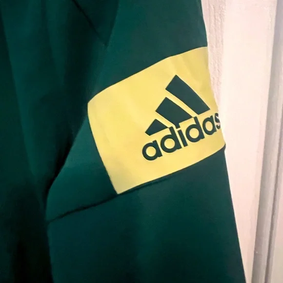 Great gift!! USF Bulls ladies hoodie sweatshirt NEW with tags - Picture 2 of 8